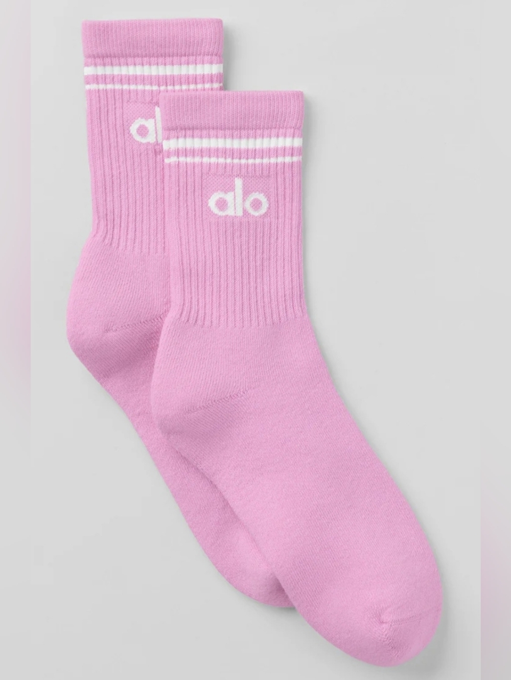 ALO Yoga Unisex Half-Crew Throwback Socks in Candy Heart Pink/White - Size M NWT